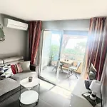 Apartment Vue ,plage La Nartelle,avec Loggia, Sainte-maxime, France
