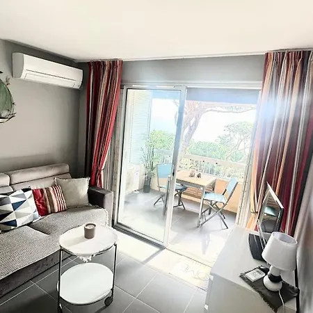 Lägenhet Vue ,plage La Nartelle,avec Loggia, Sainte-maxime, France