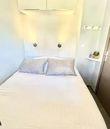 Vue ,plage La Nartelle,avec Loggia, Sainte-maxime, France * Sainte-Maxime