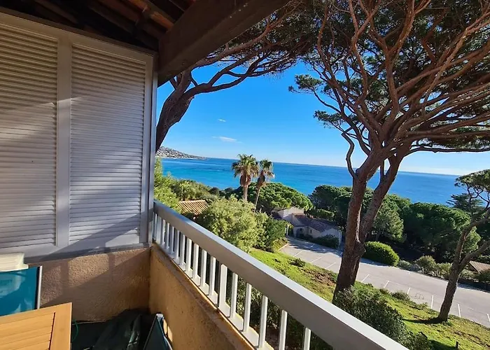 Vue ,plage La Nartelle,avec Loggia, Sainte-maxime, France Sainte-Maxime
